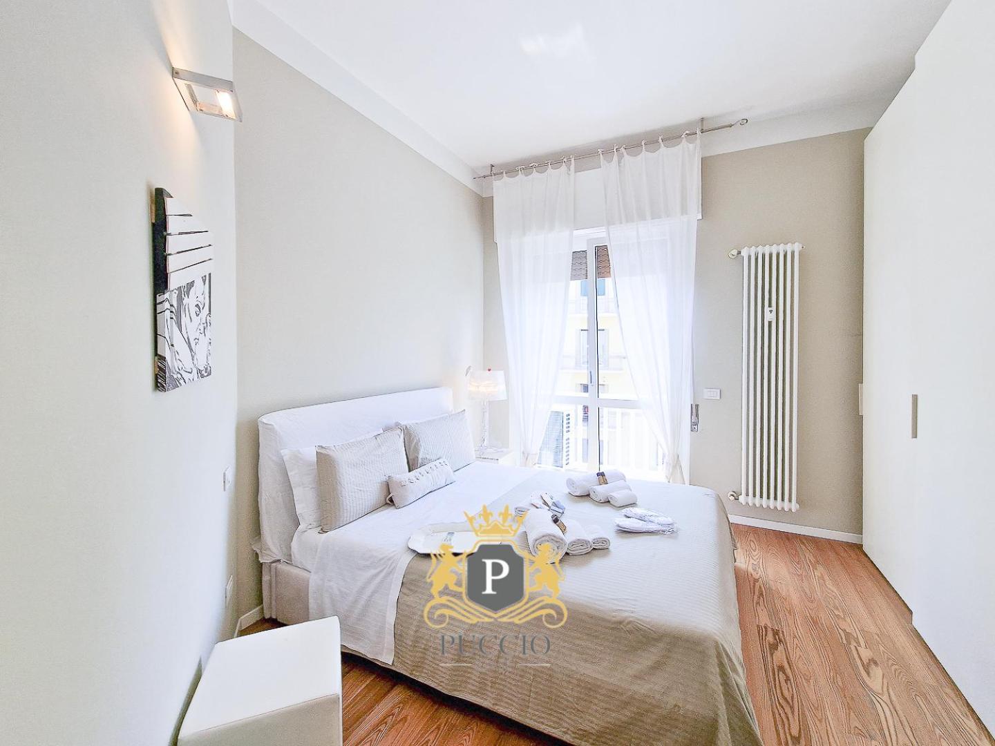 Charme On The River - City Center Apartment Верона Екстериор снимка